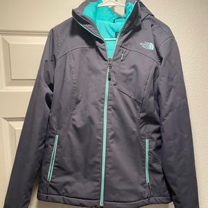 North face women’s winter coat!